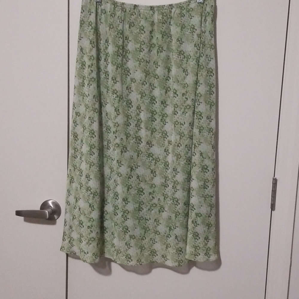 Sheri Martin New York Woman Skirt
